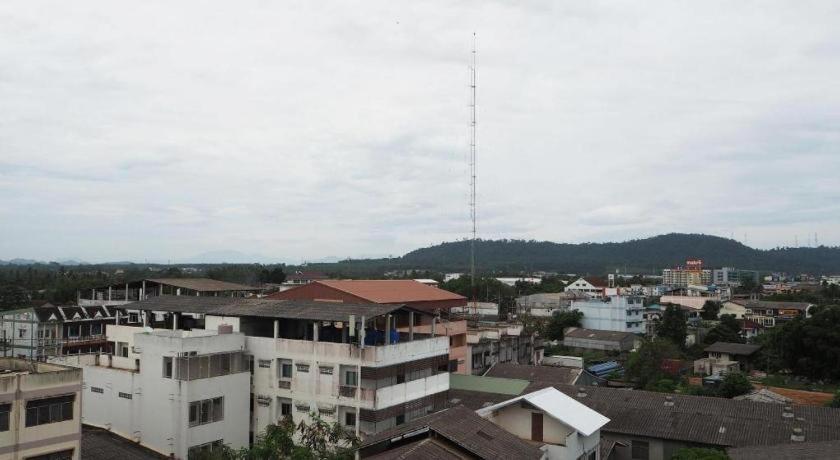 Regent Room Hotel Surat Thani Exterior photo
