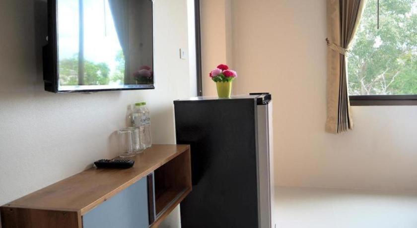 Regent Room Hotel Surat Thani Exterior photo